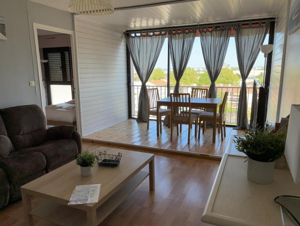 Apartment Bordeaux Merignac Eksteriør billede